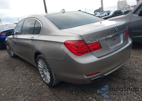 2012 BMW 750Li z USA, uszkodzony, nr VIN WBAKB8C50CC963246